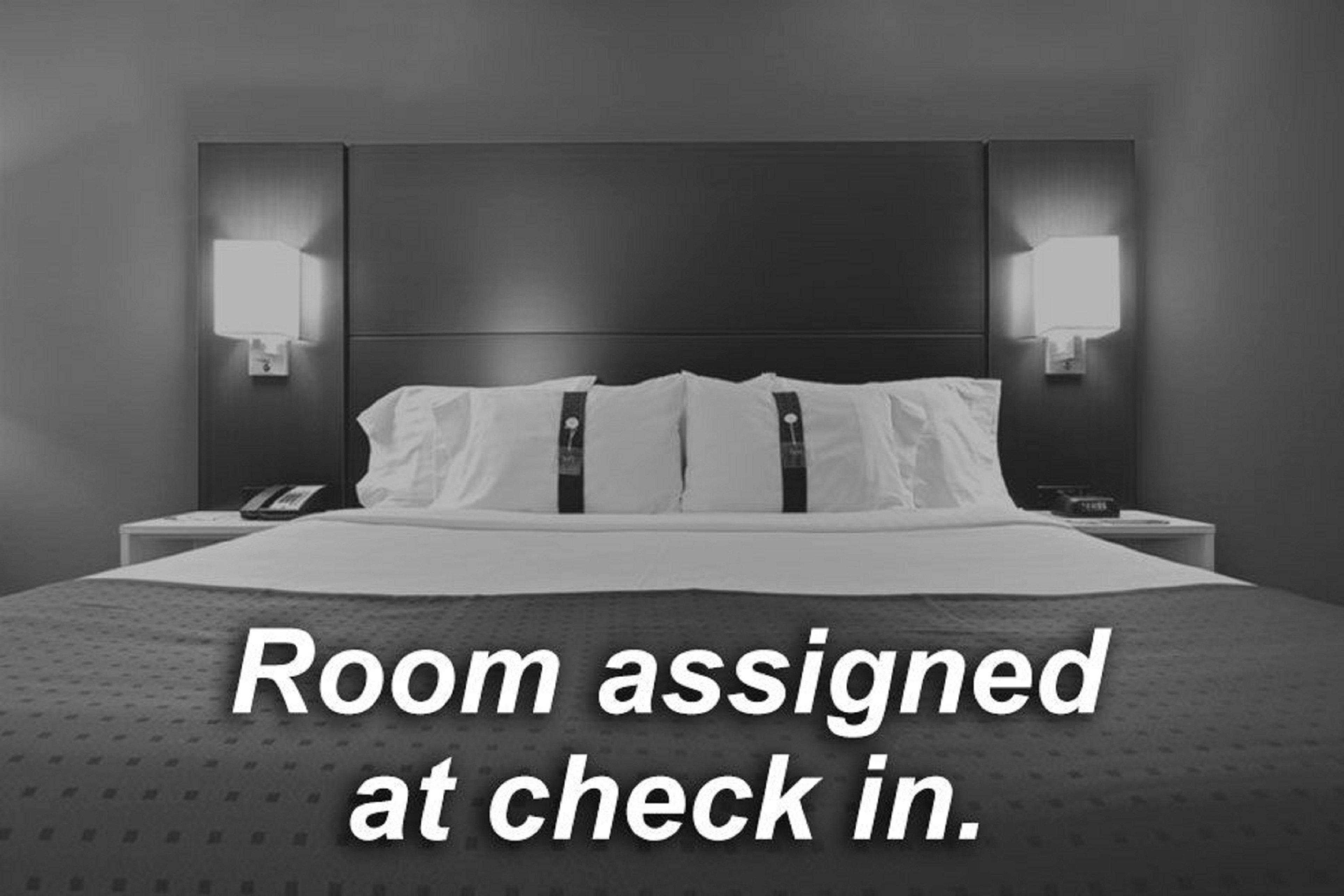 Holiday Inn Express St Ignace-Lake Central By Ihg Saint Ignace Bagian luar foto